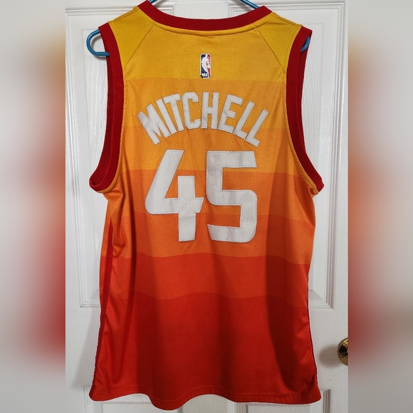 Utah Jazz Donovan Mitchell Jersey Large Stitched on - Picture 2 of 3